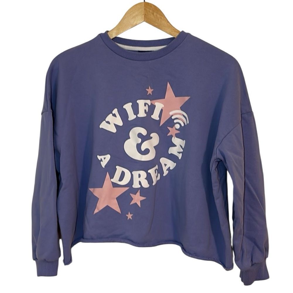Monat WiFi & a Dream Crop Purple Sweatshirt with Pink Star Design, Small